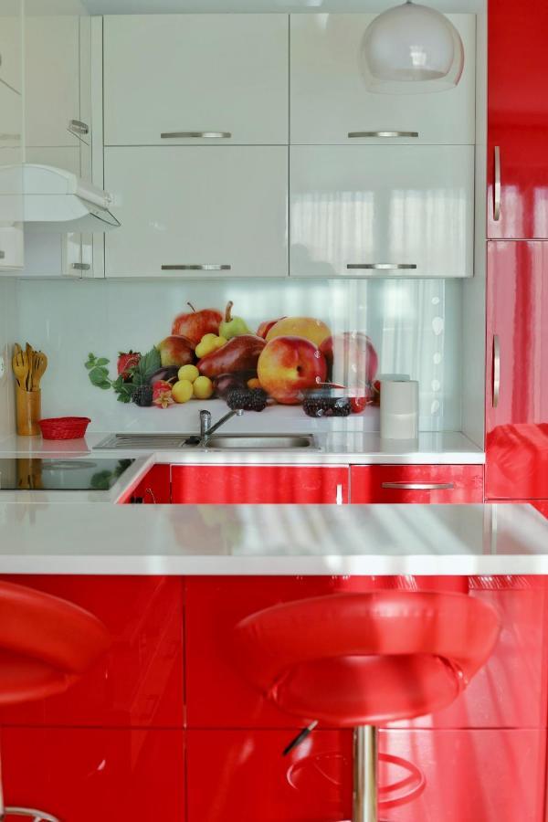 Capital Towers - Apartament Pop-Art Z Widokiem Na Rzeke Rzeszów Esterno foto