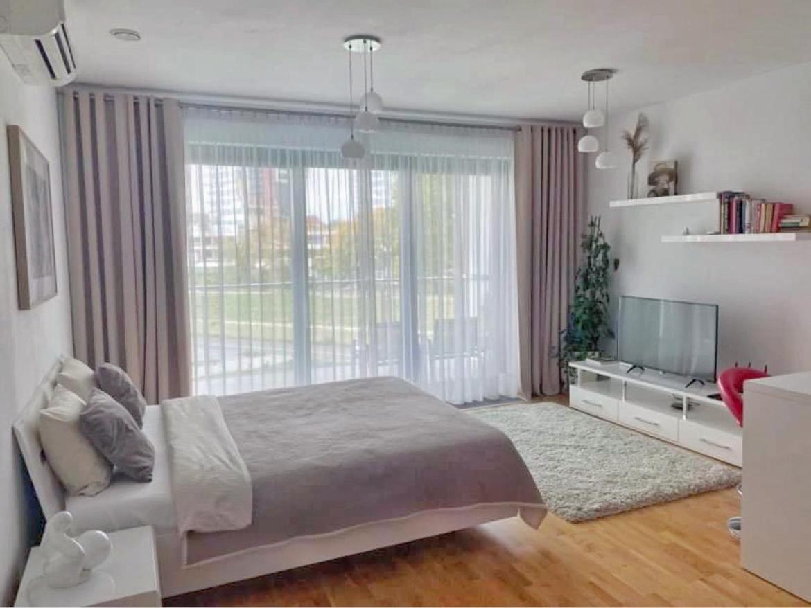 Capital Towers - Apartament Pop-Art Z Widokiem Na Rzeke Rzeszów Esterno foto